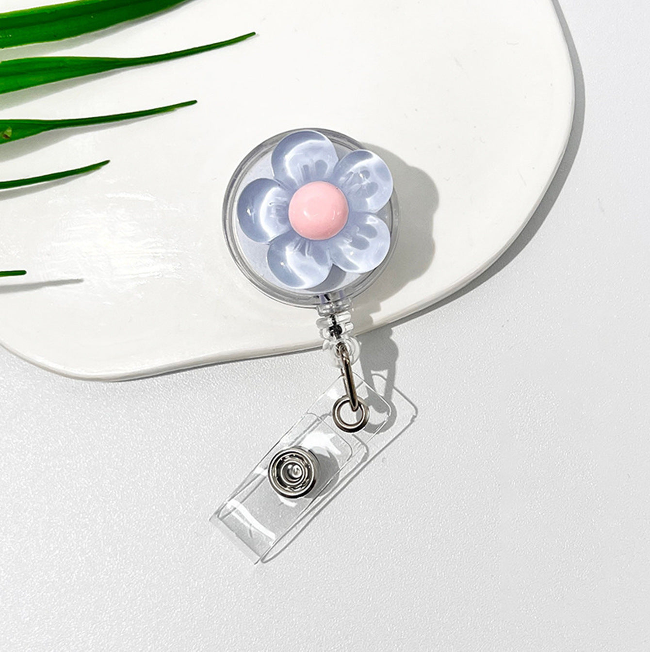Flower-Themed Retractable Badge Reel with Belt Clip — Durable, Anti-Loss ID Holder for Doctors & Nurses — Self-Retracting Badge Clip