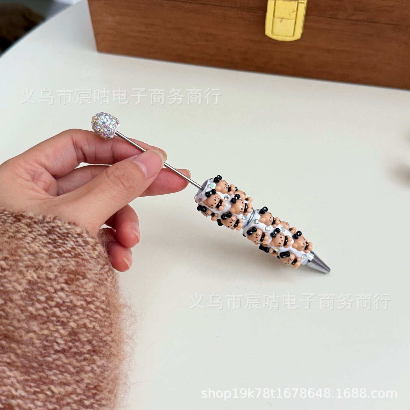 Wholesale Cartoon-Themed DIY Beaded Pens — Intricately Handcrafted, Fully Rhinestone-Embellished Ballpoint Pens
