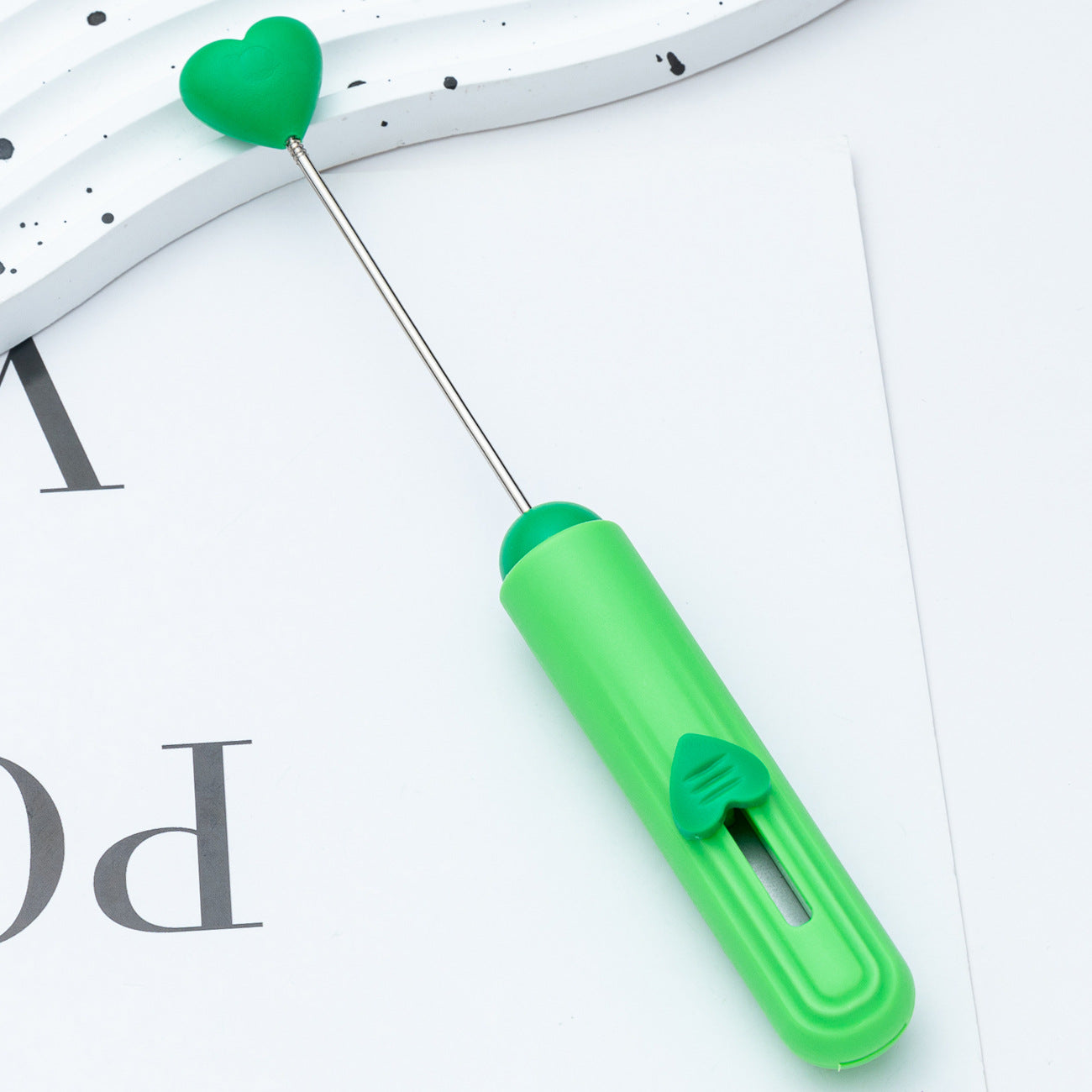 New DIY Beaded Utility Knife — Portable Package Opener, Paper Cutter, and Craft Knife — Cute Heart-Shaped Design (Ideal for Students & Office Use)
