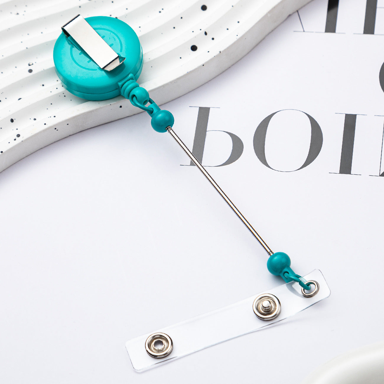 Retractable Badge Reel with Card Holder — DIY Beaded Keychain Accessory, Ideal for Nurses' ID Badges and Credentials