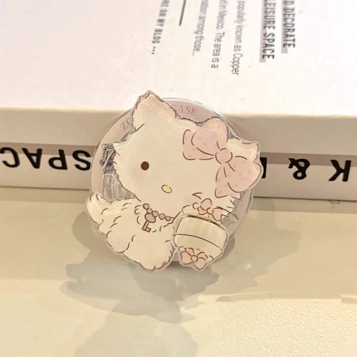 Cute Rotating Star-Wing MagSafe Stand — Strong Magnetic Adhesion & Portable