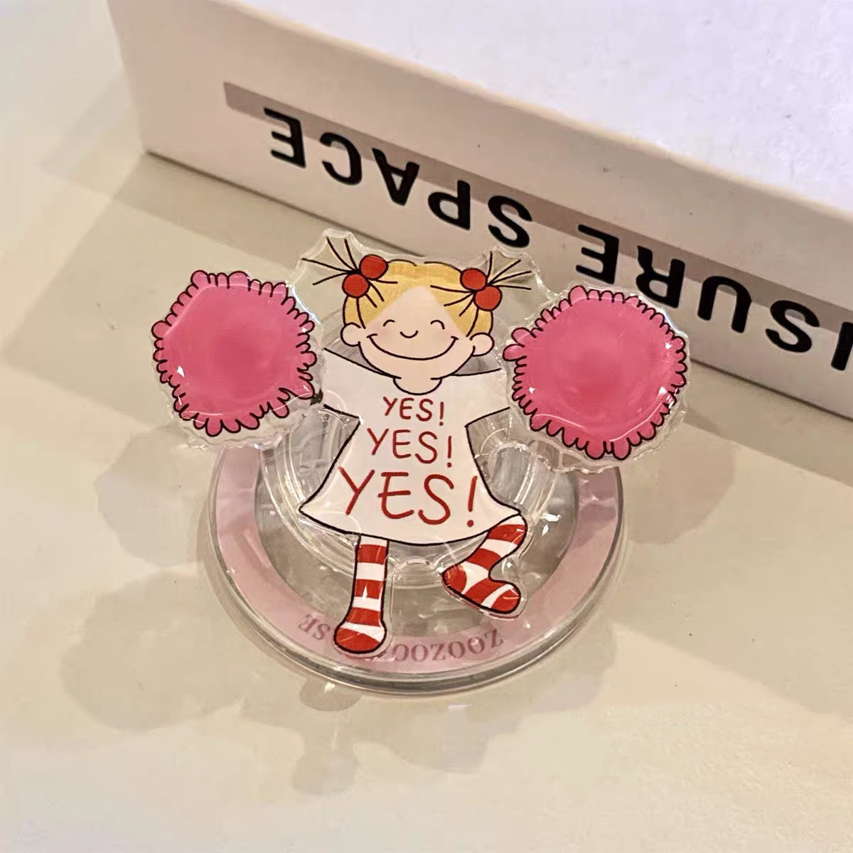 Cute Rotating Star-Wing MagSafe Stand — Strong Magnetic Adhesion & Portable