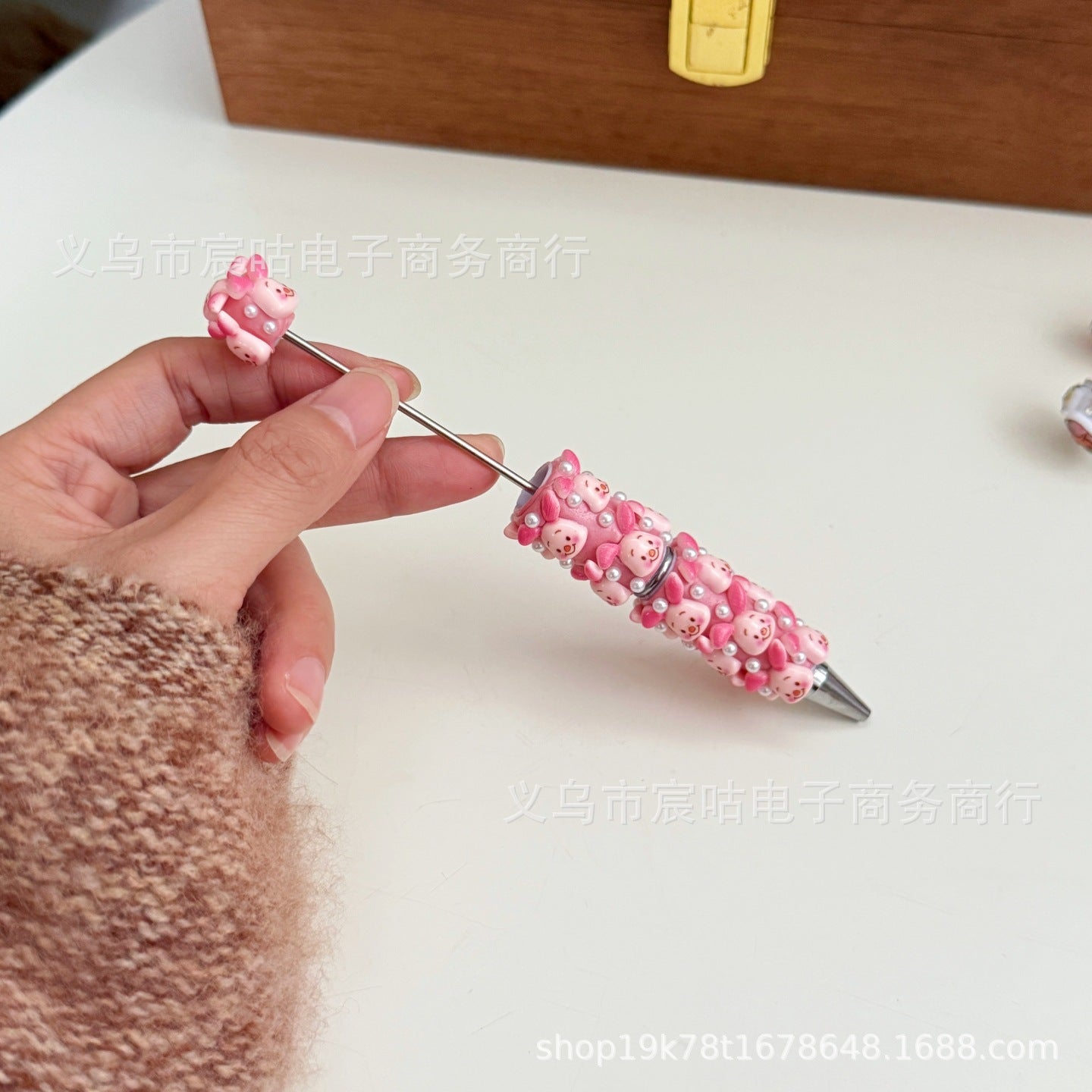 Wholesale Cartoon-Themed DIY Beaded Pens — Intricately Handcrafted, Fully Rhinestone-Embellished Ballpoint Pens